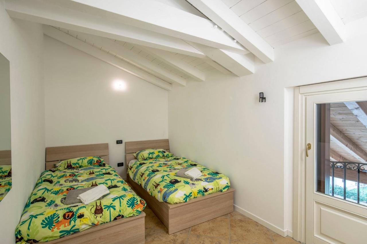 100% Design Villa Desenzano del Garda Kültér fotó
