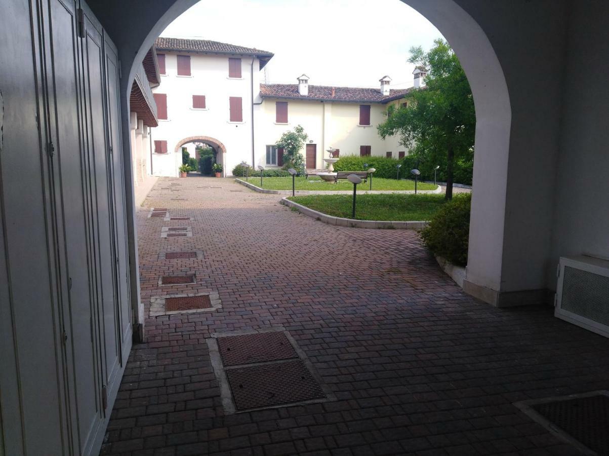100% Design Villa Desenzano del Garda Kültér fotó